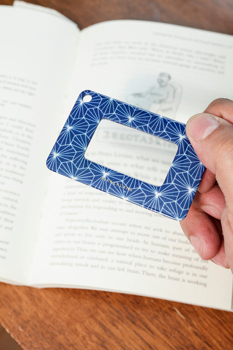 Wallet Size Magnifier 2015